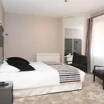 Logis Bienvenue Hotel 3*