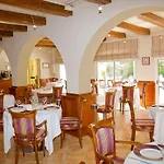 Logis Bienvenue Hotel 3*