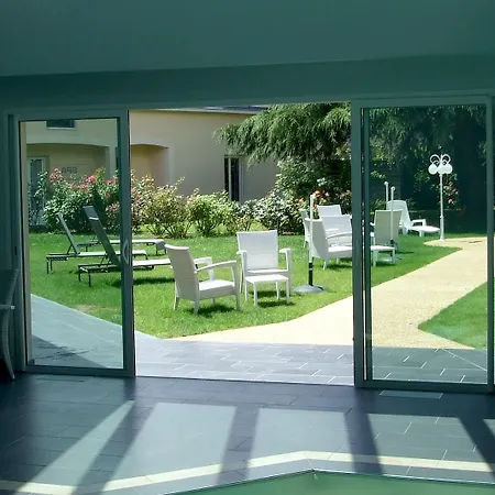 Hotell Logis Bienvenue Doué-la-Fontaine