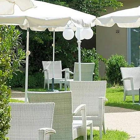 Logis Bienvenue Hotel Doué-la-Fontaine